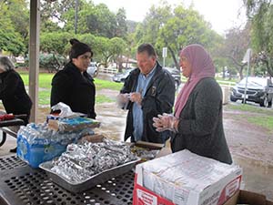 Franciscans and local Muslims team up to feed the homeless in Corona